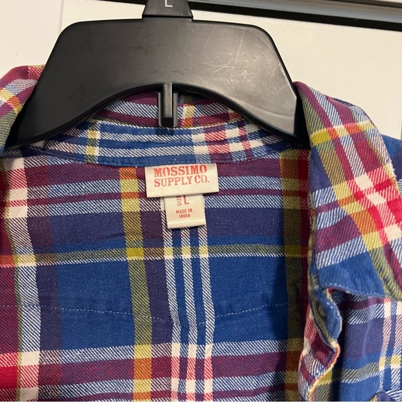 Cute vintage looking flannel - Picture 3 of 4